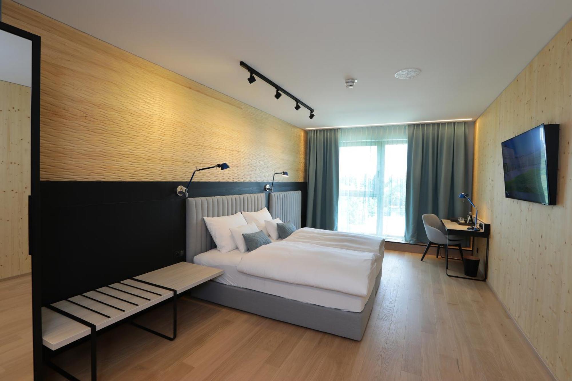 Hotel Steiermarkhof Graz - Aus Holz Gebaut, Von Huegeln Gekuesst Bagian luar foto